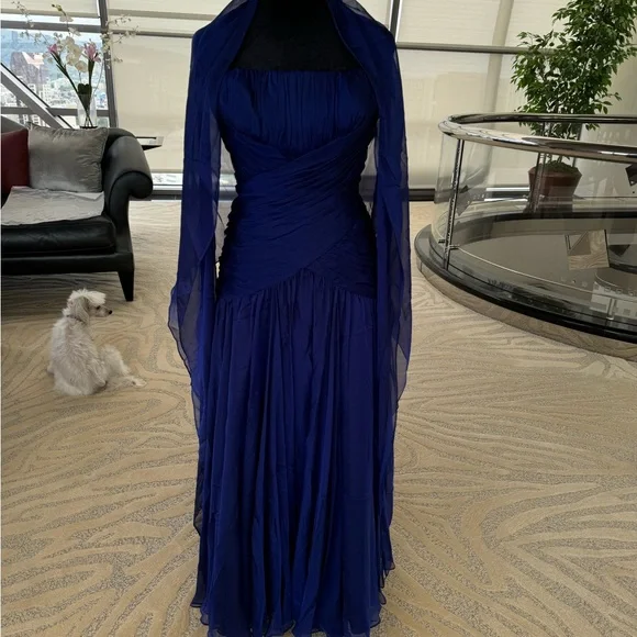 Vintage Mignon Deep Blue Strapless Gown - Picture 7 of 10